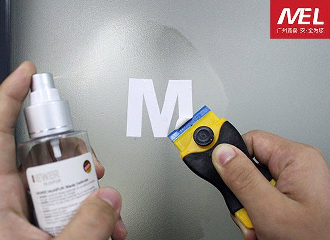 貼紙以及不干膠難清除，HEWER清潔刮刀安全刀具就能輕松搞定！