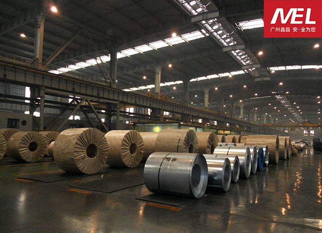 安全刀具，傳統(tǒng)金屬刀和陶瓷刀該如何抉擇！